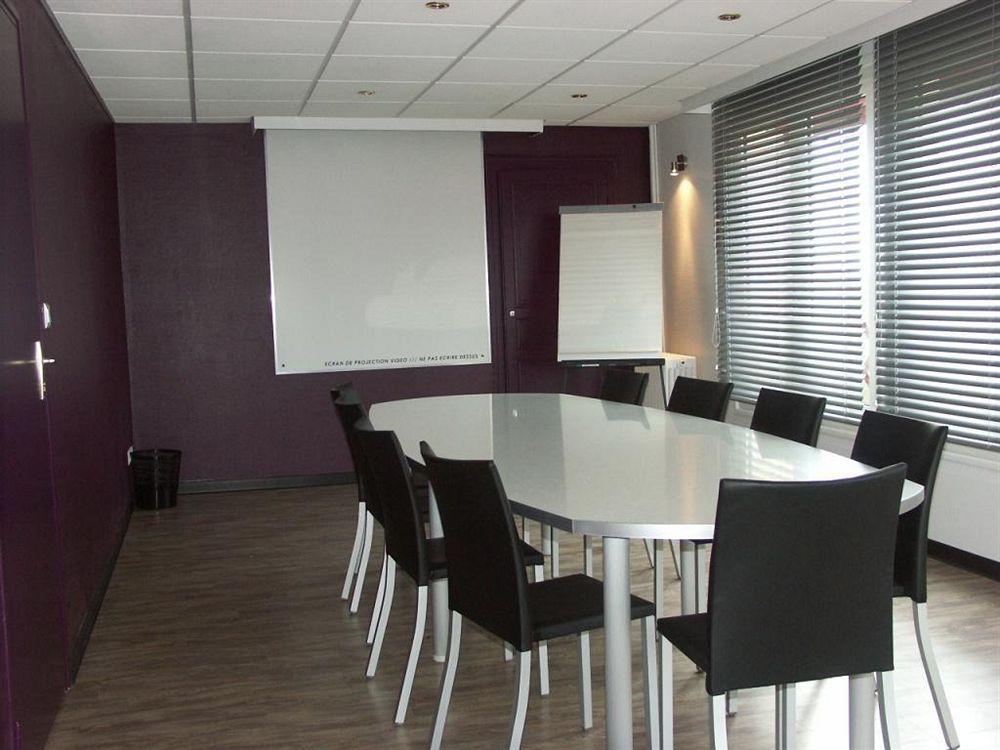Hotel Restaurant Seminaires La Foresterie 勒芒 外观 照片